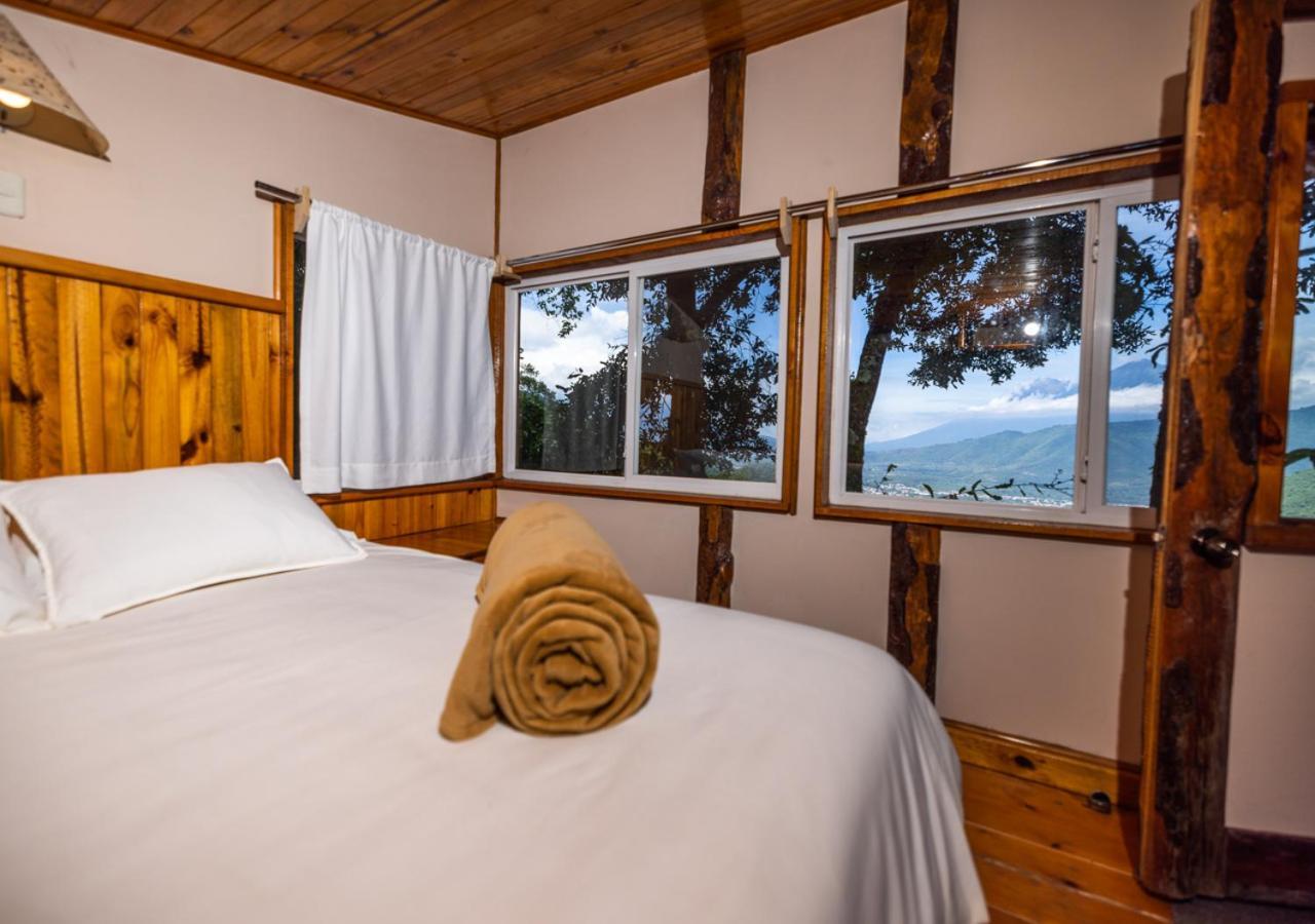 Earth Lodge Антигуа-Гватемала Экстерьер фото