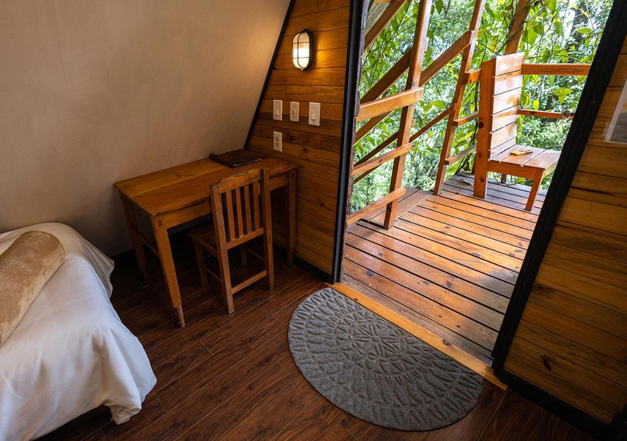 Earth Lodge Антигуа-Гватемала Экстерьер фото